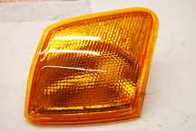 KIERUNKOWSKAZ PRAWY PRZEDNI NOWY FORD FIESTA MK III