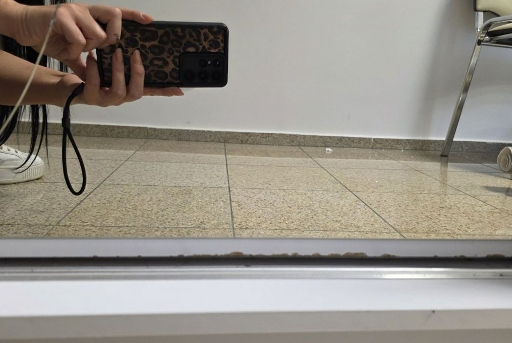 Szafa przesuwna biala mat lustra lustrzane fronty 100 cm