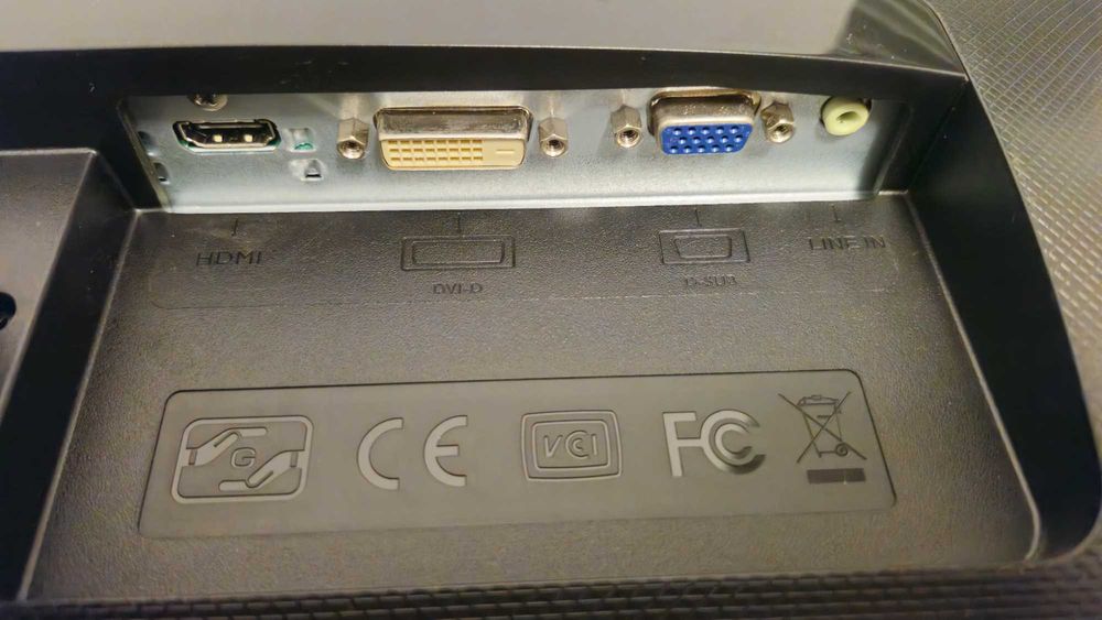 Komputer stacjonarny Dell - pełen zestaw