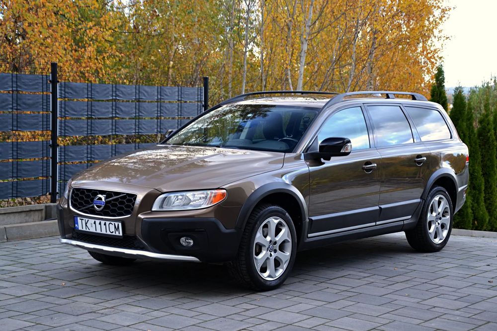Volvo XC 70 4x4 AWD ostatnie prawdziwe VOLVO z najlepszym silnikiem, bogate wyp