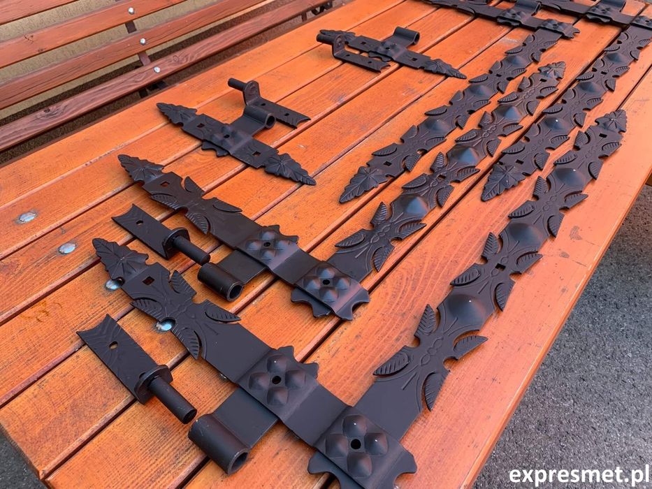 KUTY ZAWIAS drzwiowy kątowy 60cm x 45cm z hakami PROMOCJA!