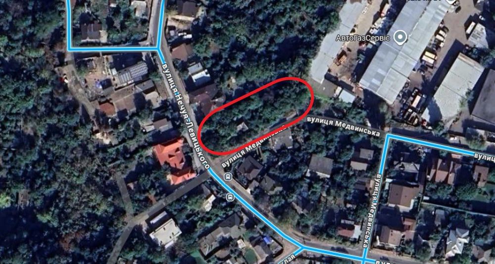 Фасадна ділянка 10 соток ел газ Нечуя – Левицького  Медвинська!
