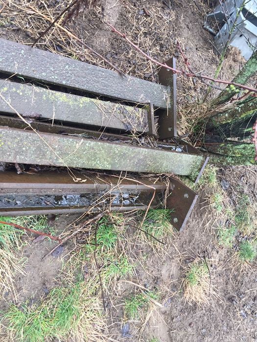 Filary stalowe 4 sztuki