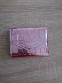 Женский кошелёк розовый