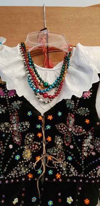 Krakowski stary strój dziewczęcy pamiątka 80~90lat