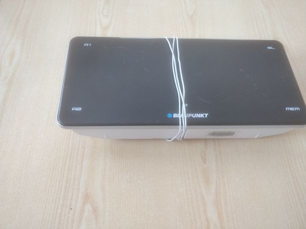 Radio Blaupunkt  wyświetlaczem cyfrowym