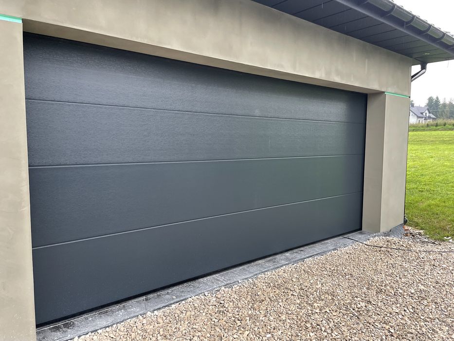 Brama garażowa segmentowa 5000x2125 antracyt brązowa biała