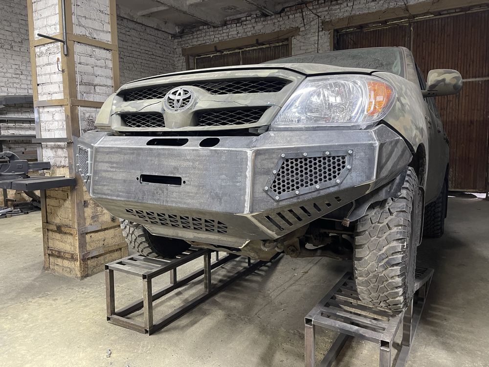 Металевий Силовий Бампер TOYOTA HILUX тойота хайлюкс