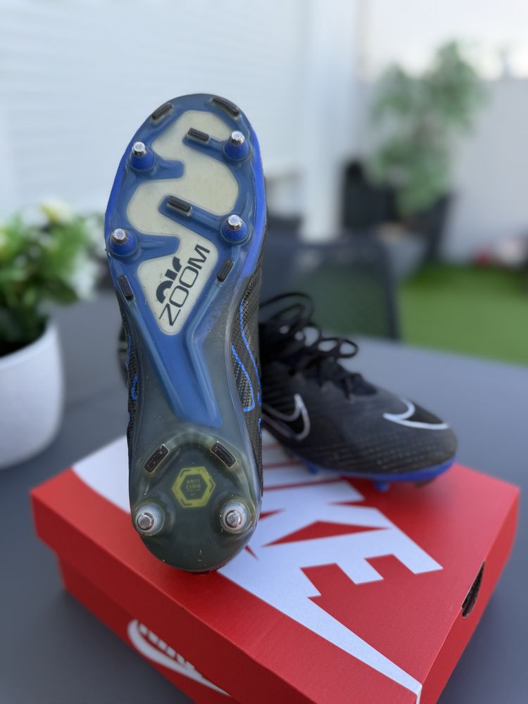 Chuteiras Nike Mercurial SG