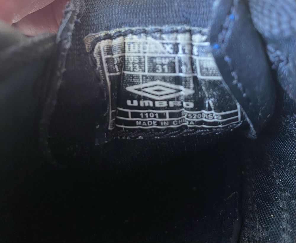 Korki pilkarskie Umbro rozm 31, Kraków Skawina