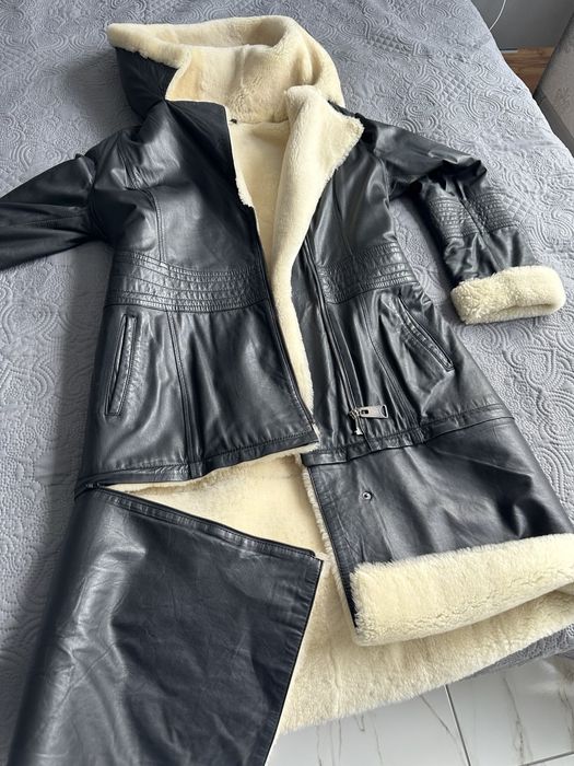 Продам кожаное пальто