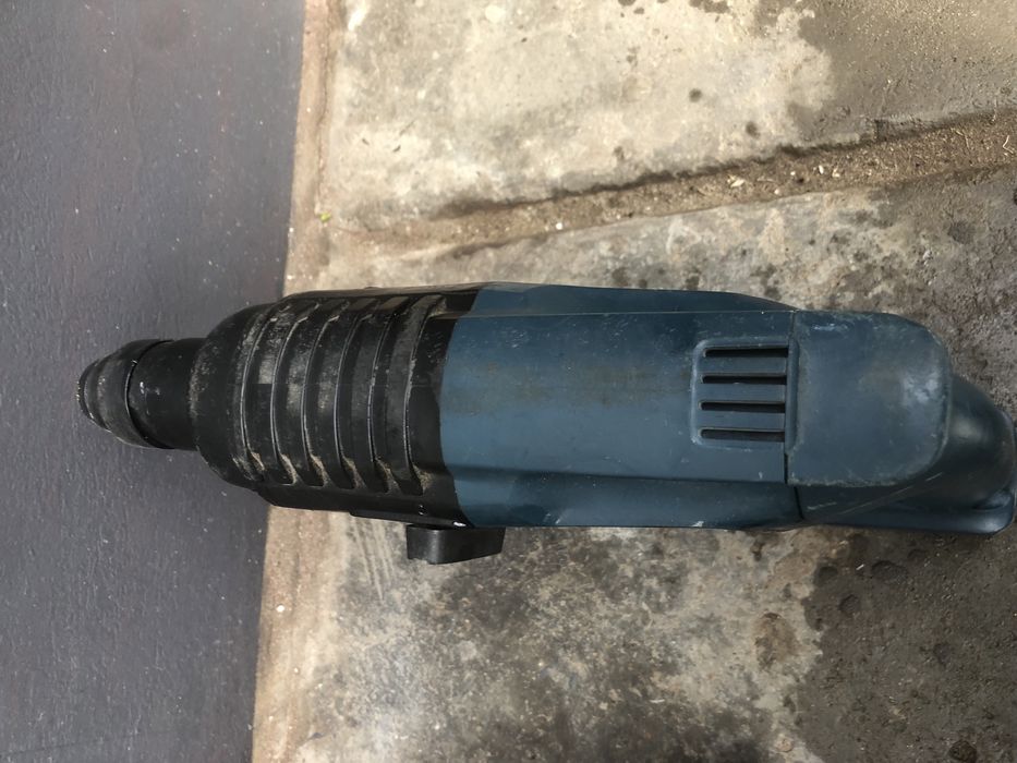 Перфератор бездротовий Бош 24