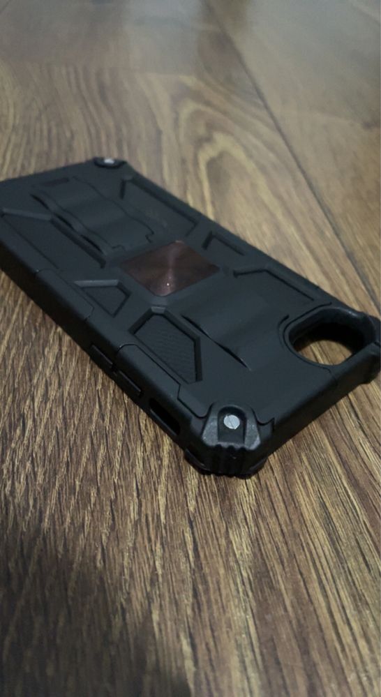 Etui iphone 7/8 mało używane