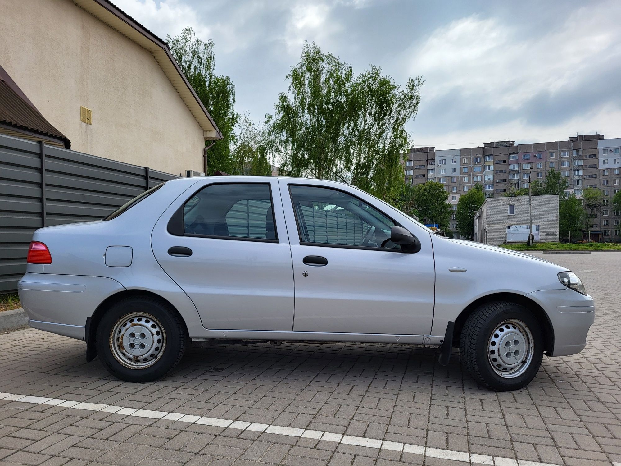 FIAT ALBEA 2011 рік Власник з Салону