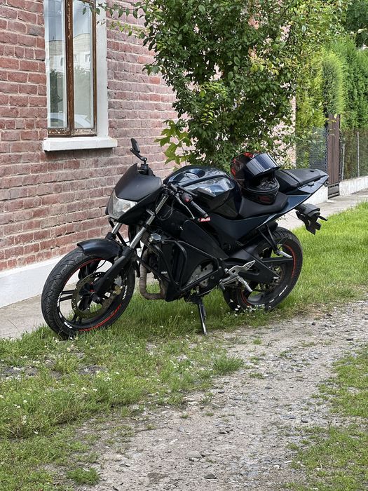 Yamaha yzf r125 2014рік
