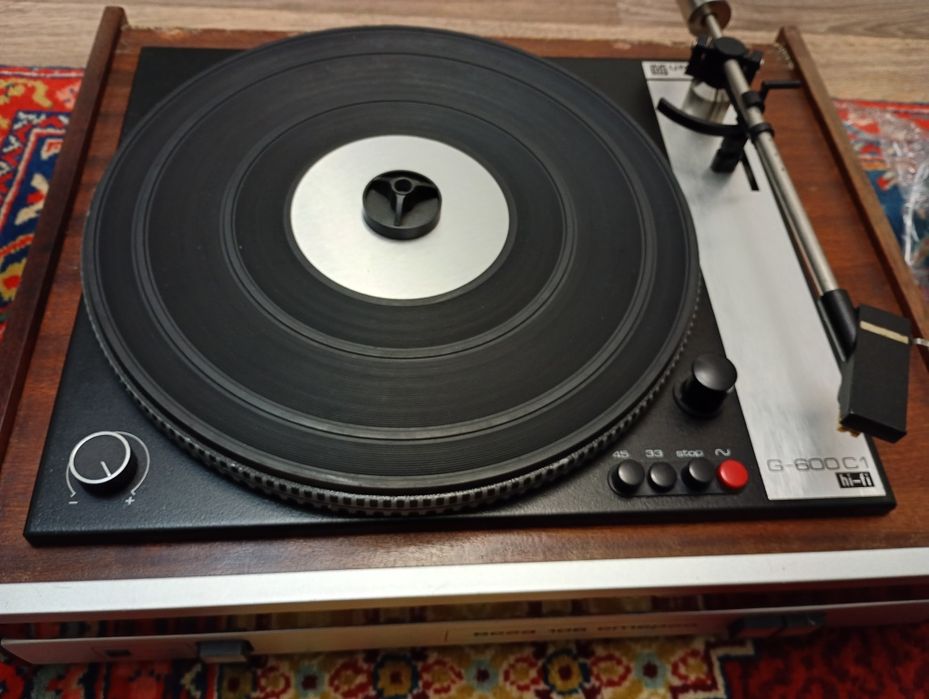 Вега 106 стерео.програвач.