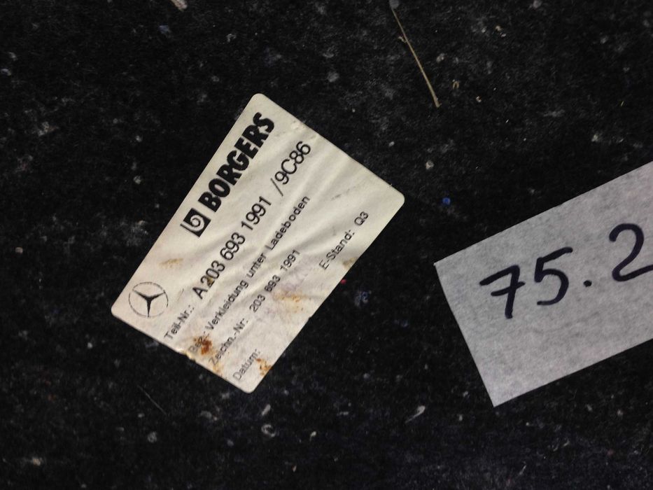 шторка багажника на Mercedes-Benz C class W203 (S203) / Мерседес Бенз