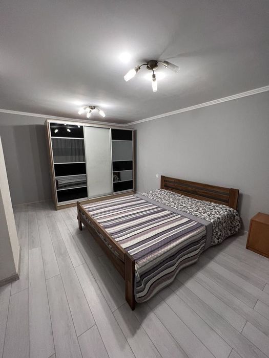 Оренда двоповерхового будинку у Сокільниках