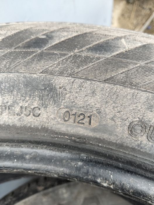 Продам летнию резину 235/60/18