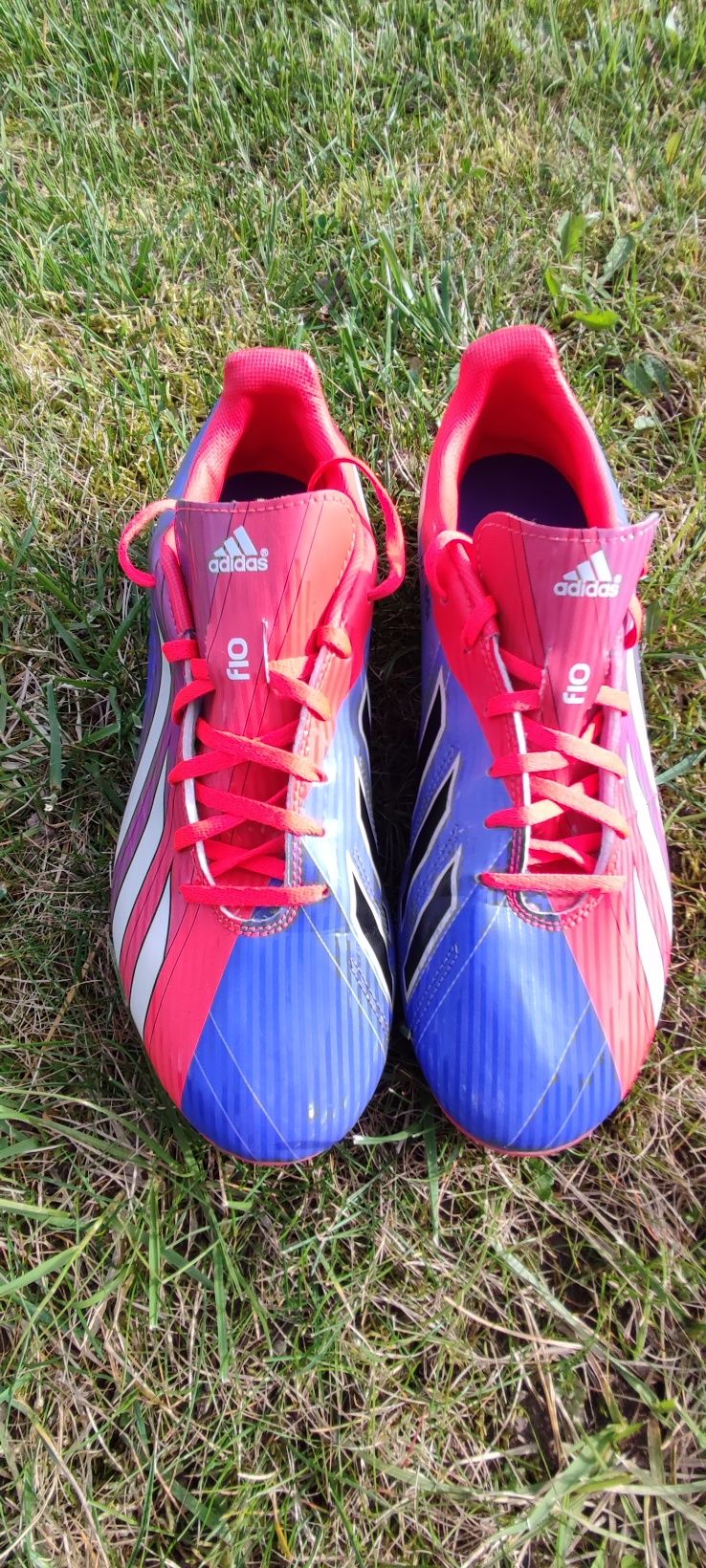 Buty piłkarskie adidas  rozmiar 41 1/3 ADIDAS F10 TRX FG MESSI G97729