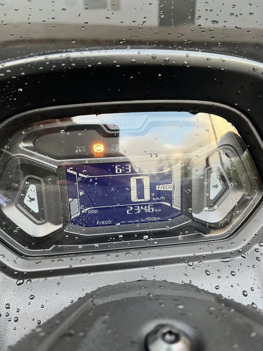 Yamaha Nmax-125 com 2400km 2025