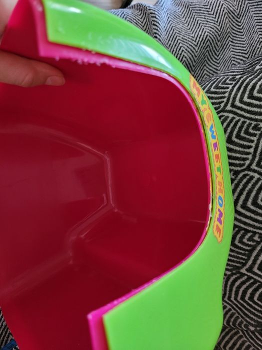 Dwa domki plastikowe dla gryzoni