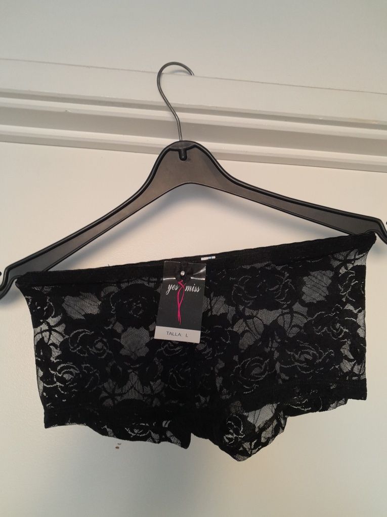 Conjunto Roupa Interior de Senhora muito bonita nova