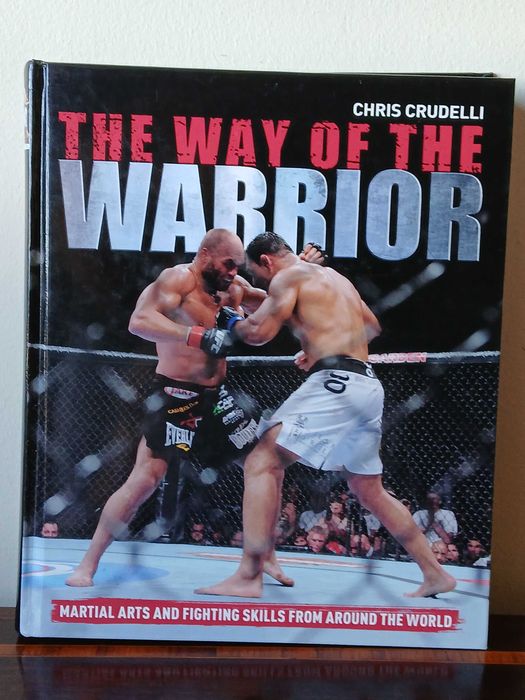 Livro ilustrado sobre Artes Marciais (The War of the Warrior)