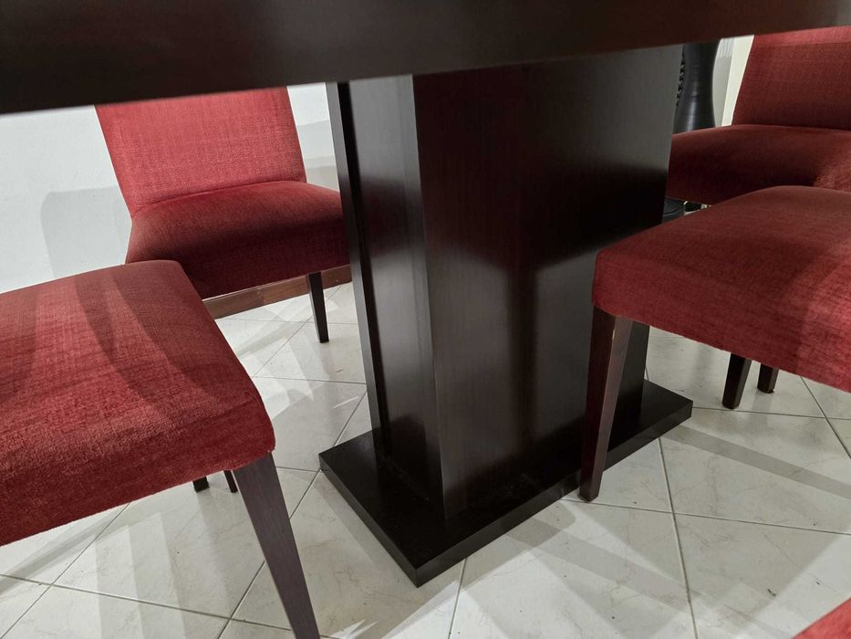 Mesa de sala 8 pessoas