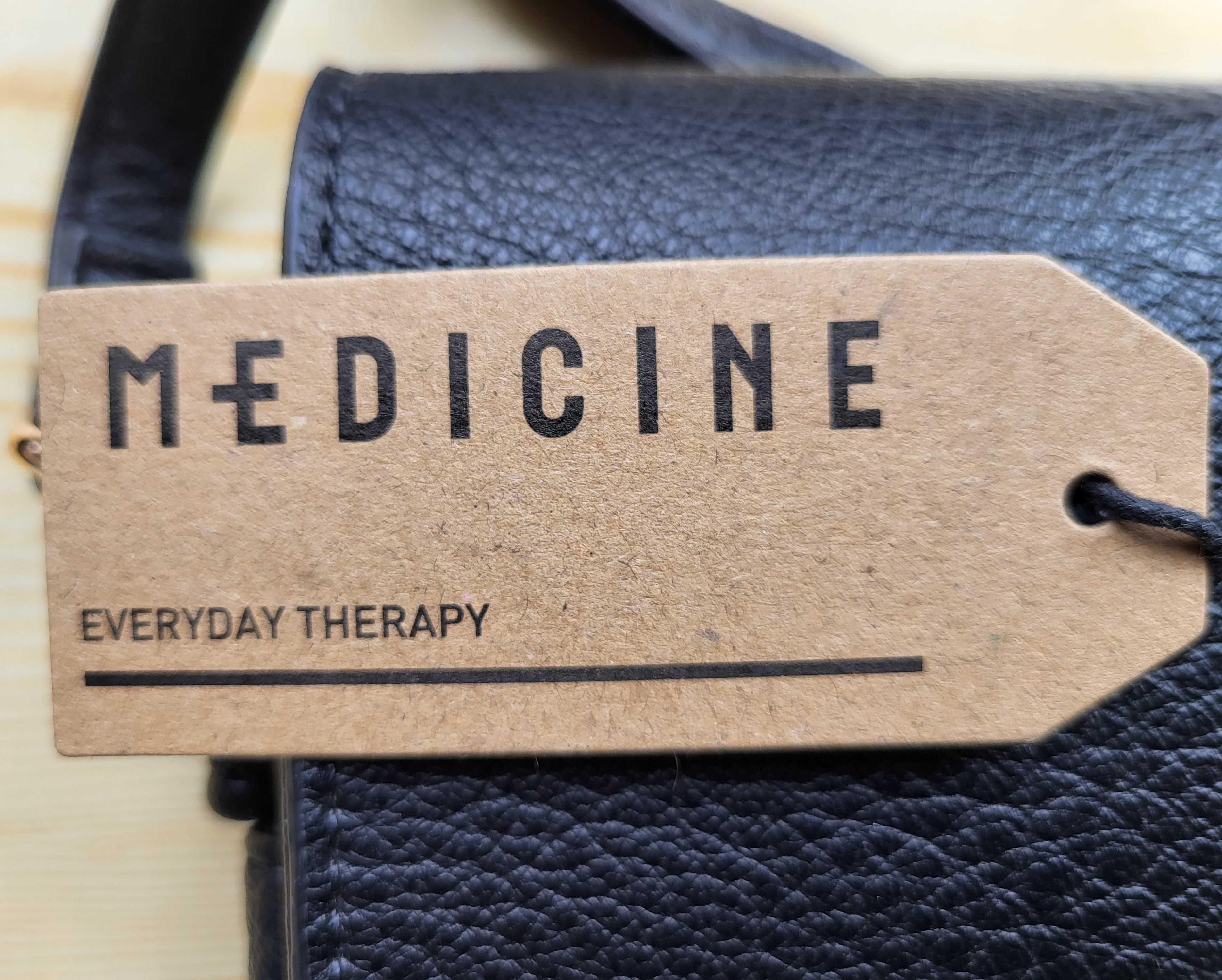 Klasyczna czarna torebka damska Medicine - NOWA - 90 zł. TANIEJ!
