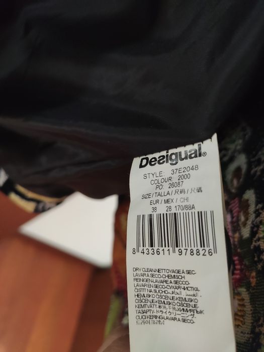 Sobretudo Desigual tamanho 38