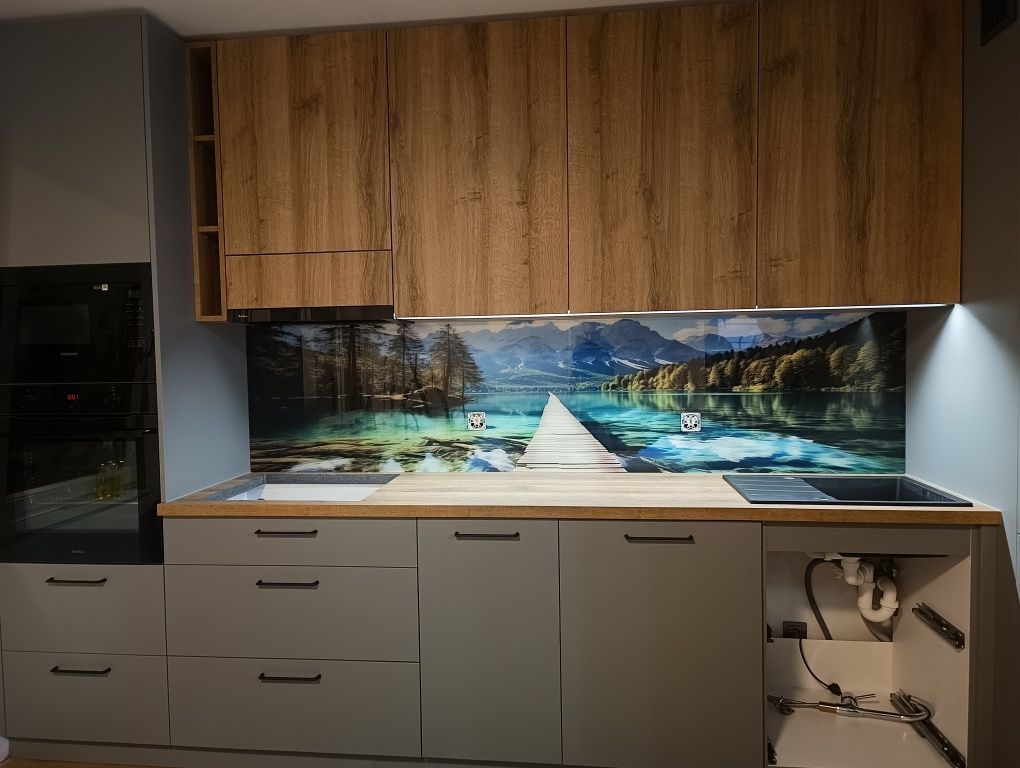 Panele szklane Szkło do kuchni łazienki grafika na szkle podstopnie