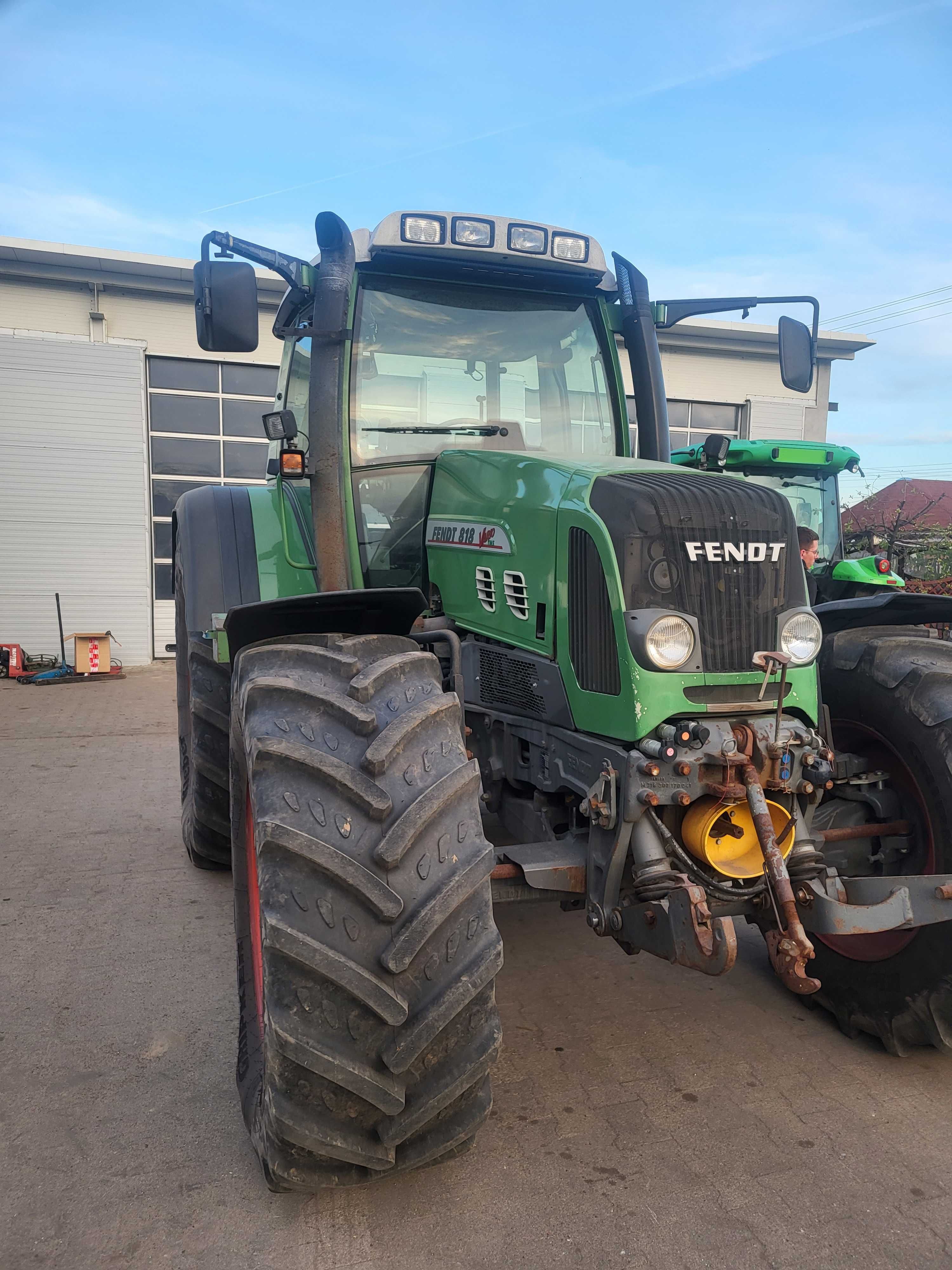 Fendt 818  (820)