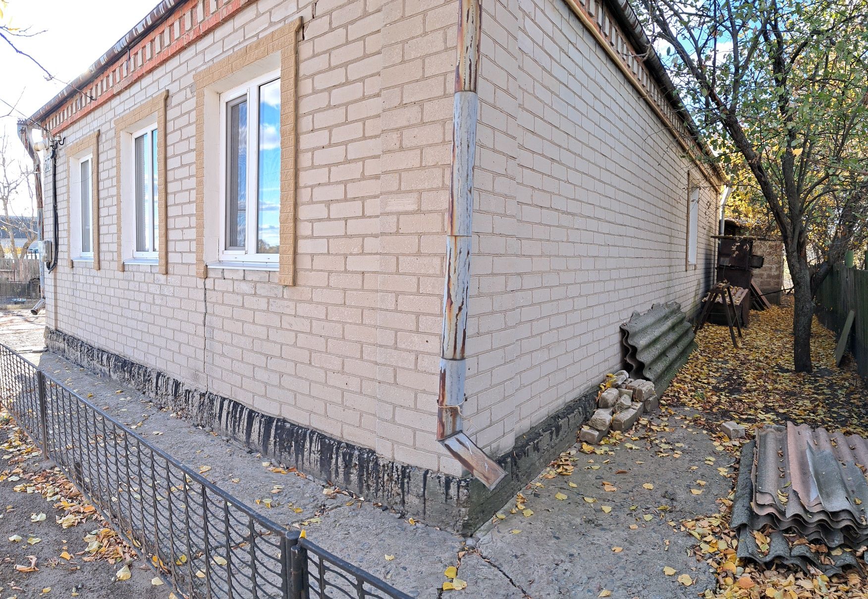 Продам дом в городе Самарь(Новомосковск).