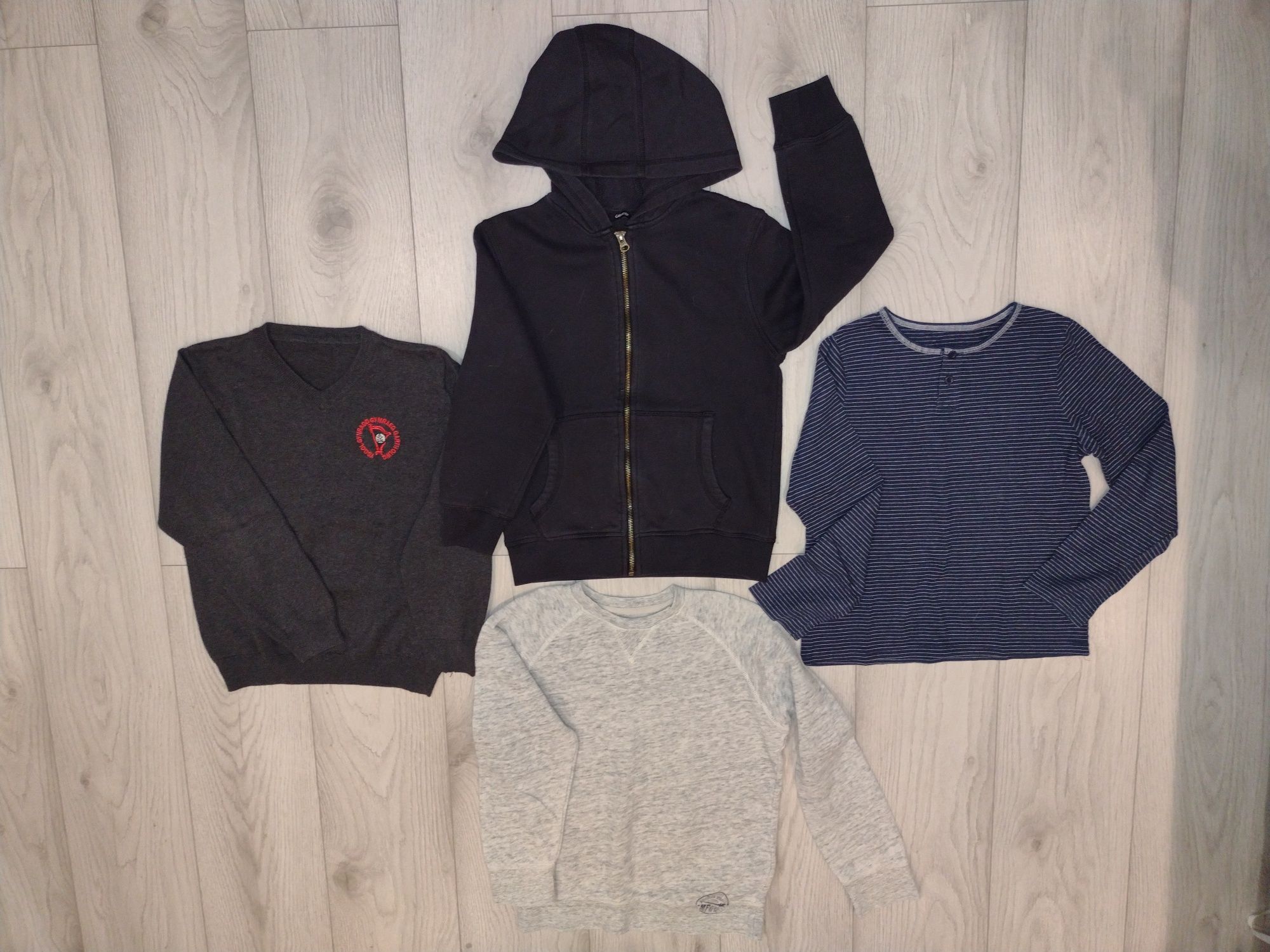 Zestaw 134 140 sweterek bluzka i 2 bluzy