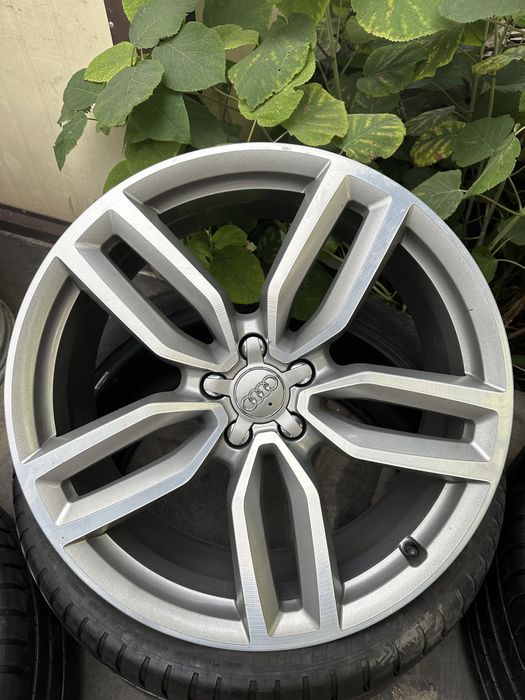 Диски Audi Q5 Sq5 Q7 R 21 номер 8R0601025AM
