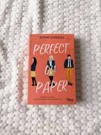 Perfect on paper - Sophie Gonzales