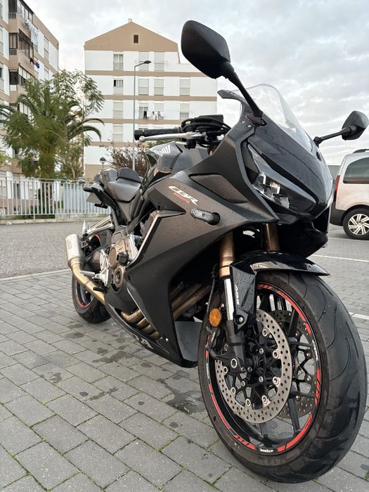 Cbr 650r 35kw (livrete)