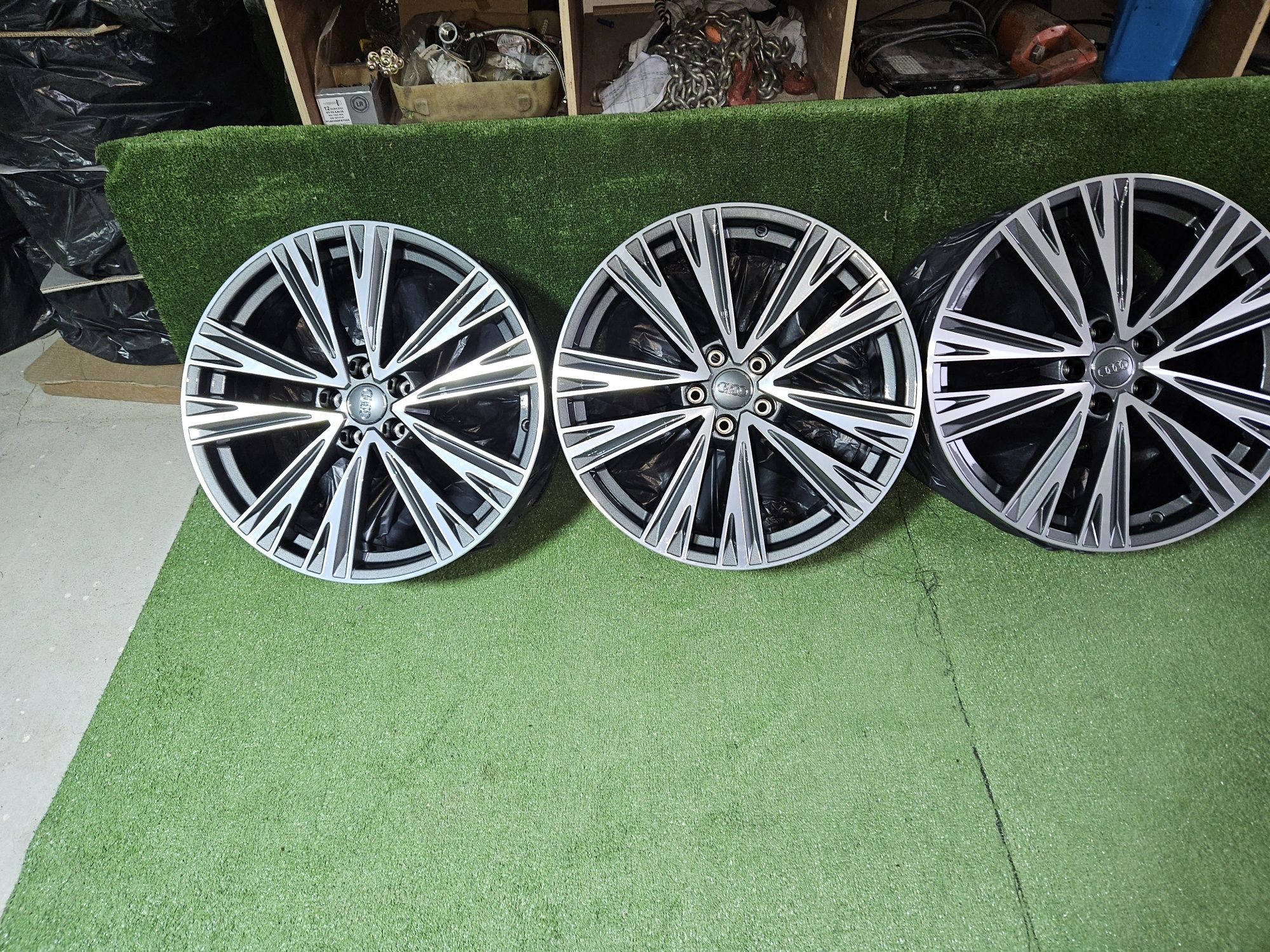 Sprzedam Alufelgi Orginalne Audi 5x112 20 Nowe A4 A5 A6 A7 A8 Q7 Q8
