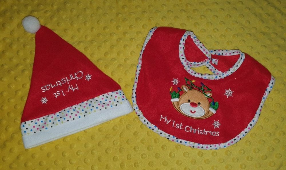 Czapeczka świąteczna niemowlęca + śliniaczek