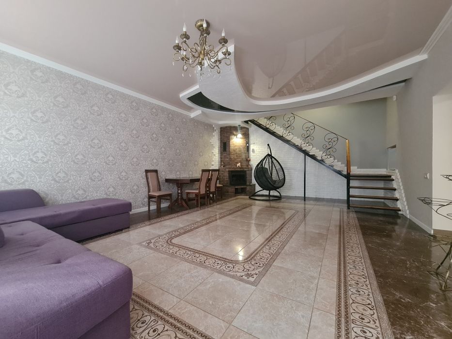 Продаю дом с гаражом. 146кв.м. улица Южная