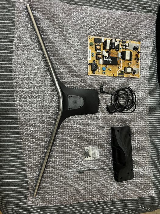 TV Samsung 41 polegadas com Painel LCD partido