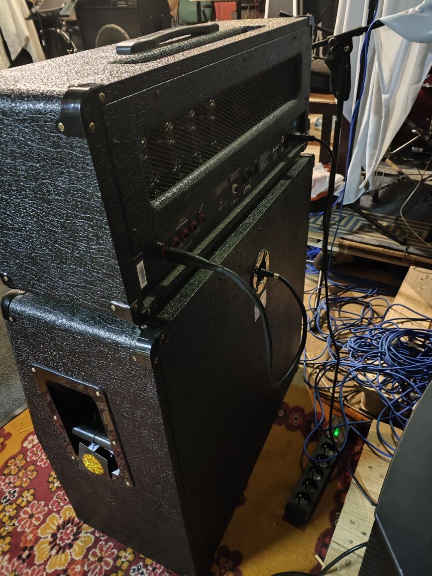 Marshall DSL 100 H wraz z kolumną Marshall MX 412 B