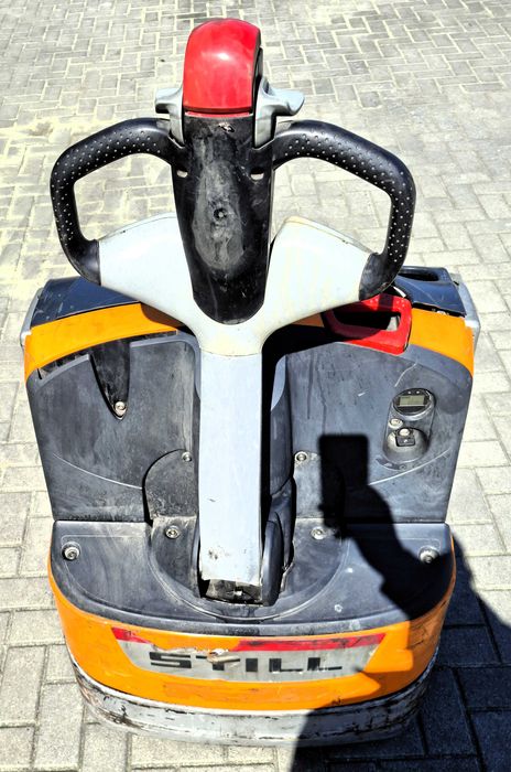 Wózek paletowy elektryczny Still EXU 18 2013