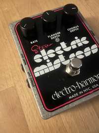 Pedal Electro Harmonix Electric Mistress Stereo Flanger Chorus