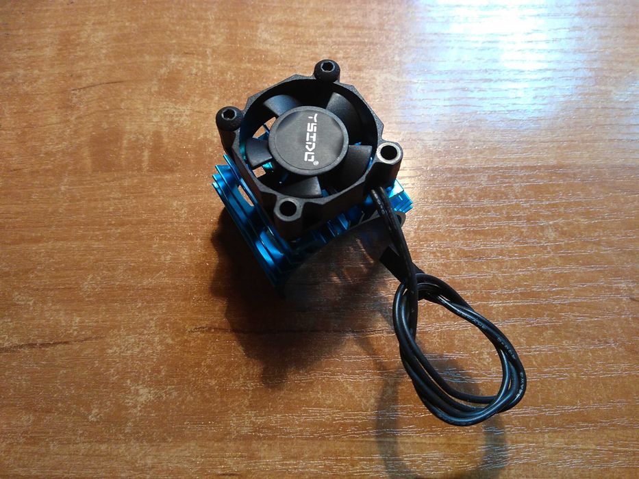 Wentylator chłodzenie radiator silnika RC 540 na średnicę 36mm Nowy