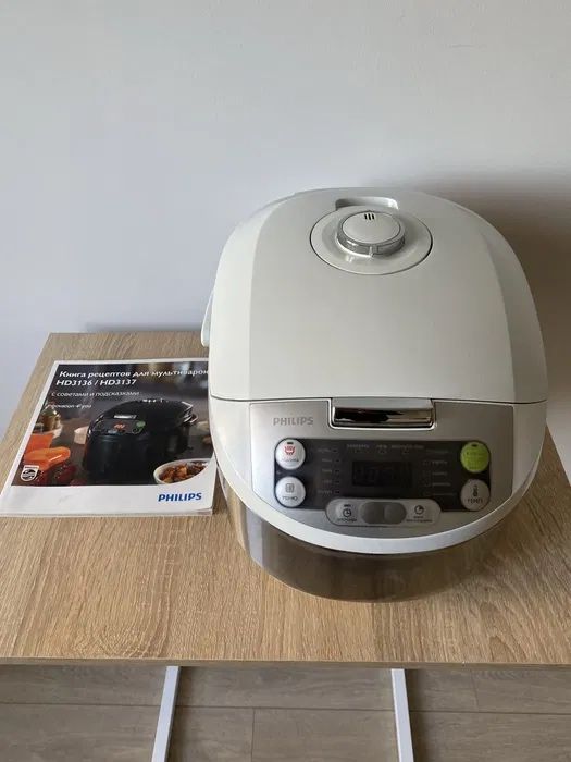 Мультиварка Philips HD3136/03