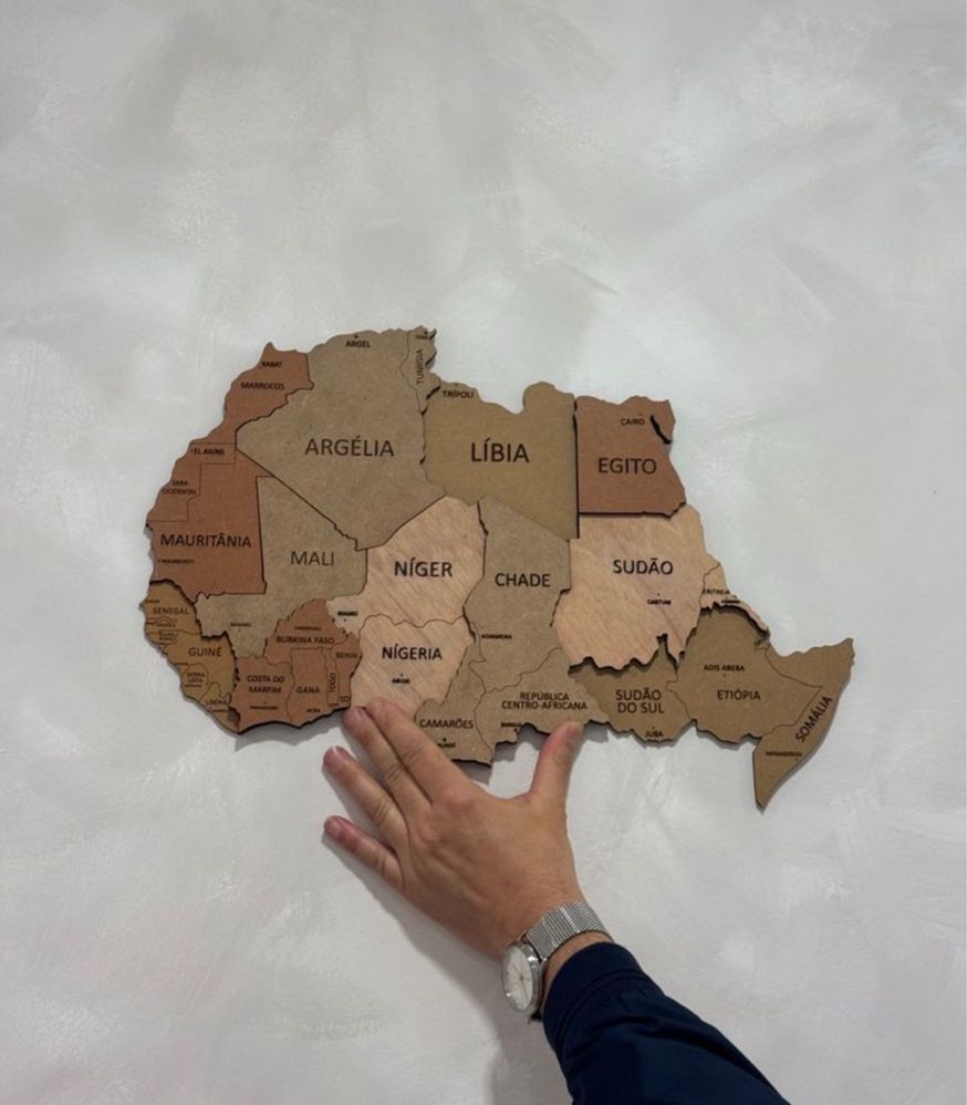 Mapa Mundo Madeira