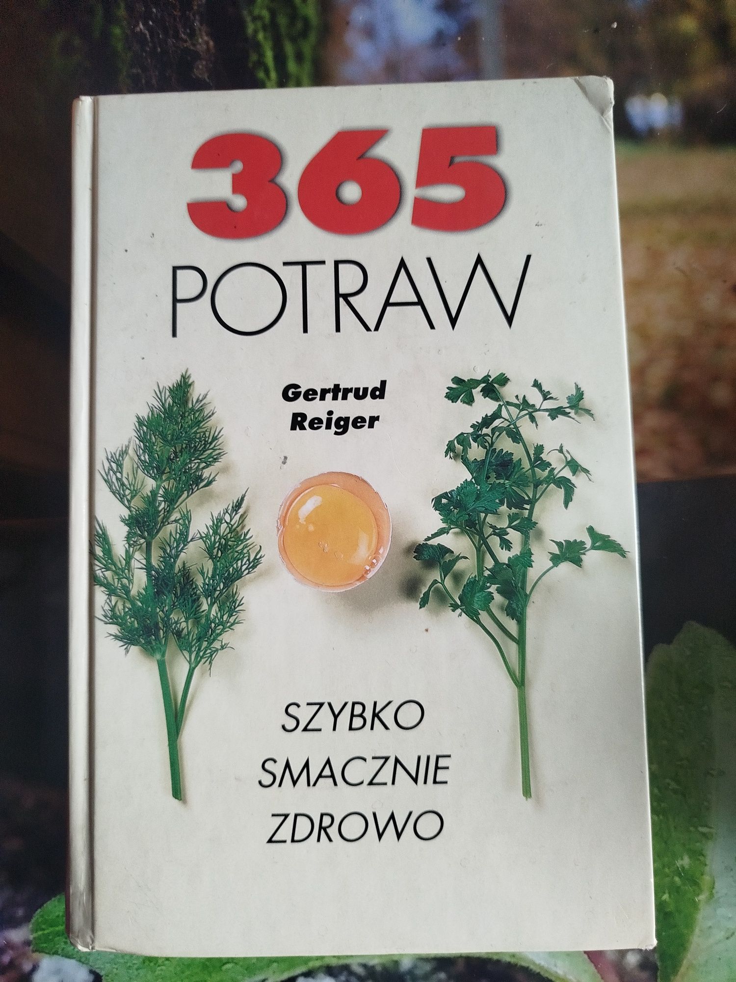 Książka 365 POTRAW