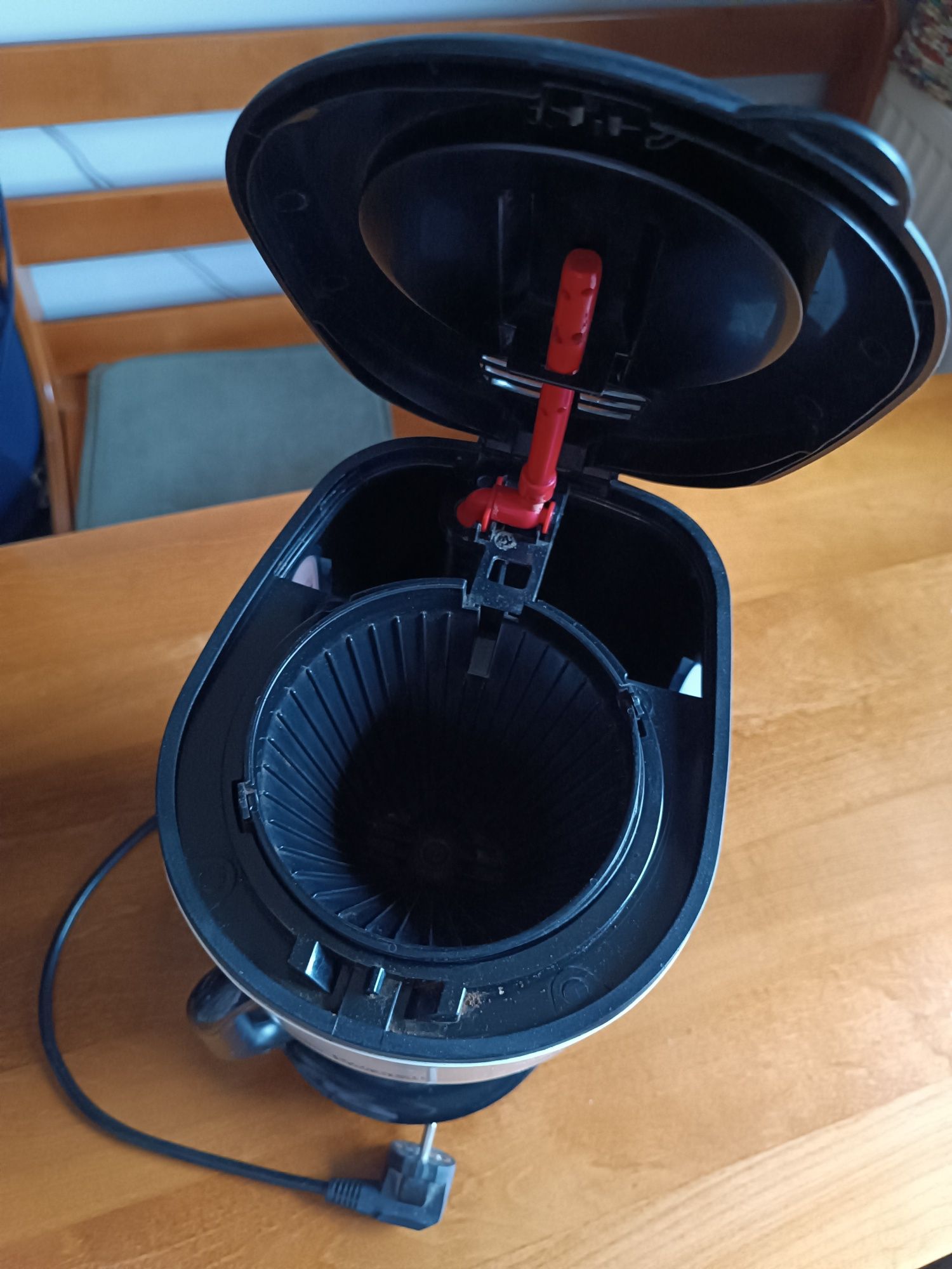 Ekspres przelewowy Russell hobbs